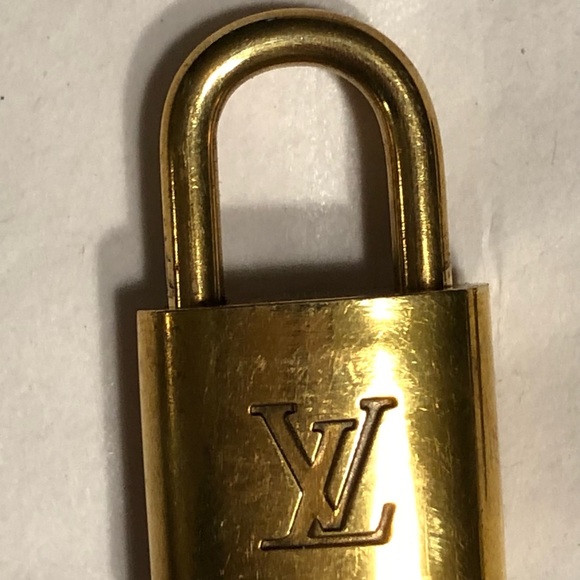 Louis Vuitton 313 Lock and Key 313 Padlock with matching key #313 EUC LV - Picture 11 of 15